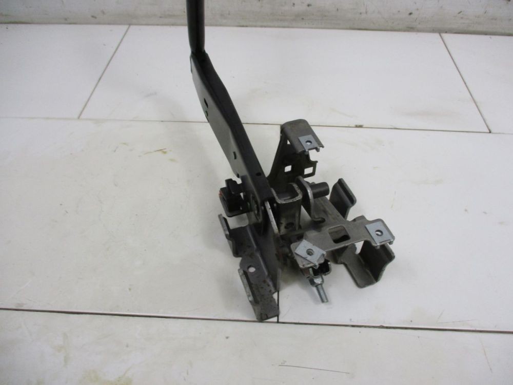 Hand brake lever suitable for Peugeot 308 (4A_, 4C_) 1.6 16V 96810052Zr