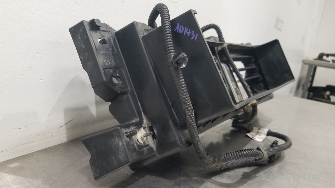 23 GMC SIERRA 2500 LOWER AIR SHUTTER 6.6L DIESEL