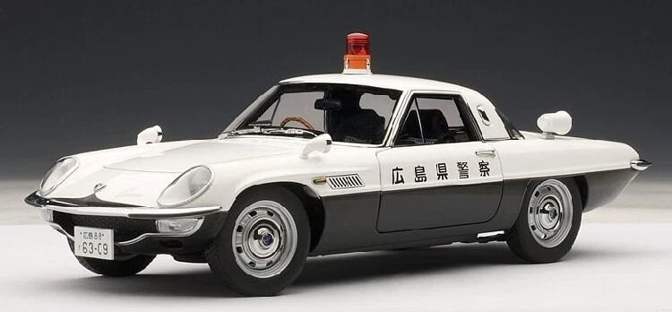 1:18 AUTOart mazda COSMO police diecast model car