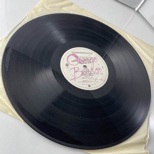 PROMO The George Benson Collection 2x LP Greatest Hits Embossed VG Rare - Picture 8 of 16