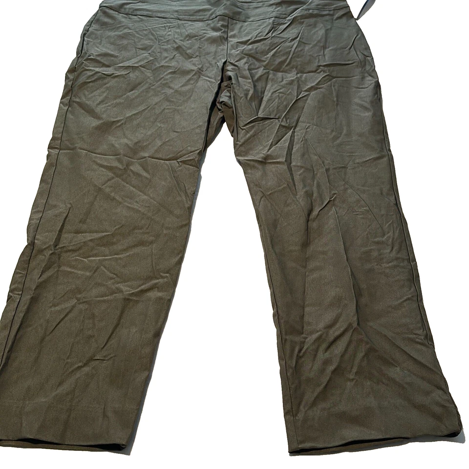 Calça social Charter Club feminina chá verde Cambridge slim fit tamanho 24W - Imagem 3 de 4