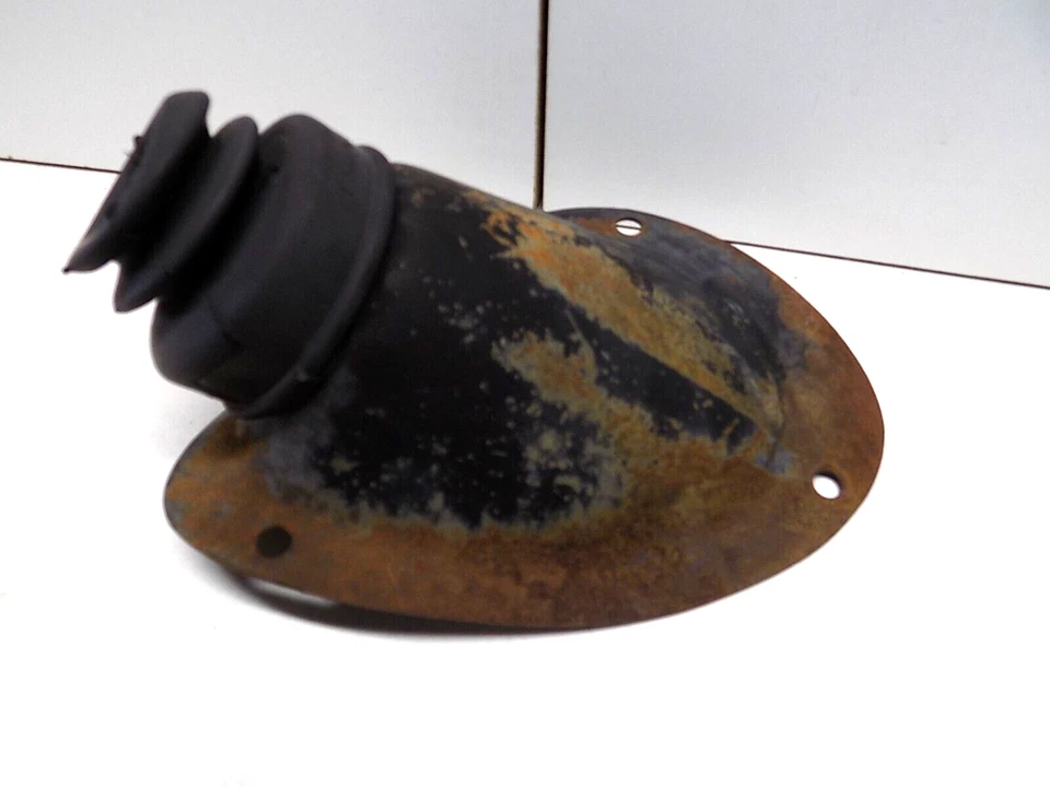 1963-1964 Buick Riviera Automatic Shifter Rod Floor Housing - Image 3 of 4