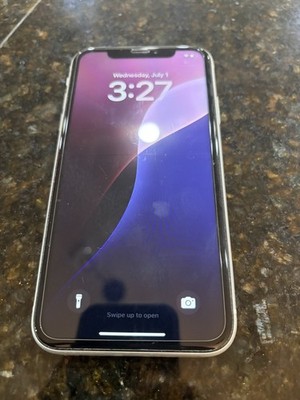 Apple iPhone XR 128GB White - Fully Unlocked -Used Very Good Condition