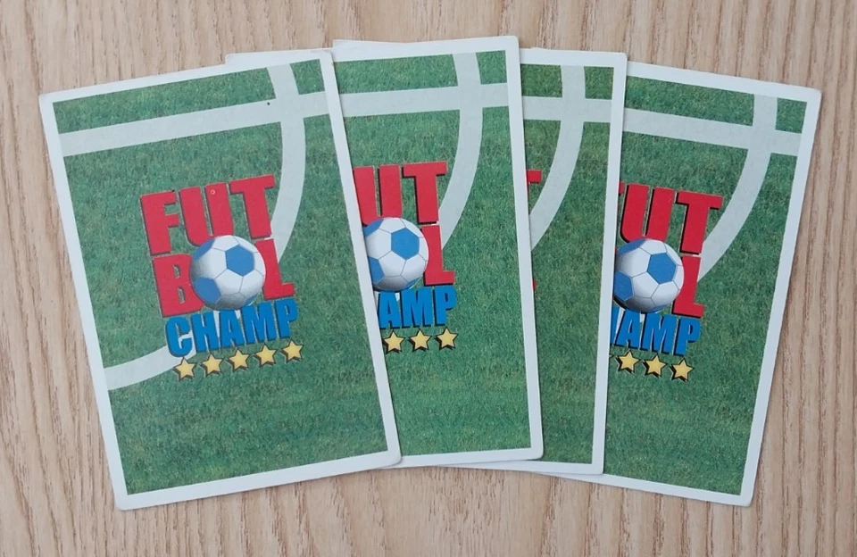 Juego de 4 cartas de la Selección Mundial España 2010 raro campeón de fútbol Argentina Sergio Ramos Foto 2 de 4