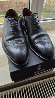 Lace Up Prime Shoes PS BARI in Black. Size 81/2 (43). Very Good Condition!