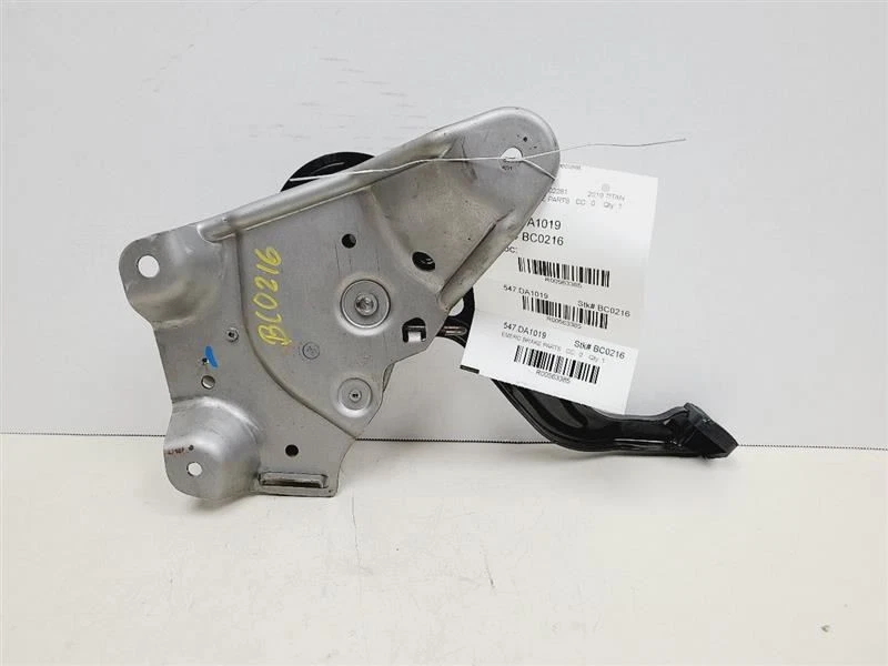 2016-2019 NISSAN TITAN EMERGENCY PARKING BRAKE PEDAL LEVER OEM 563385 - Image 4 of 4