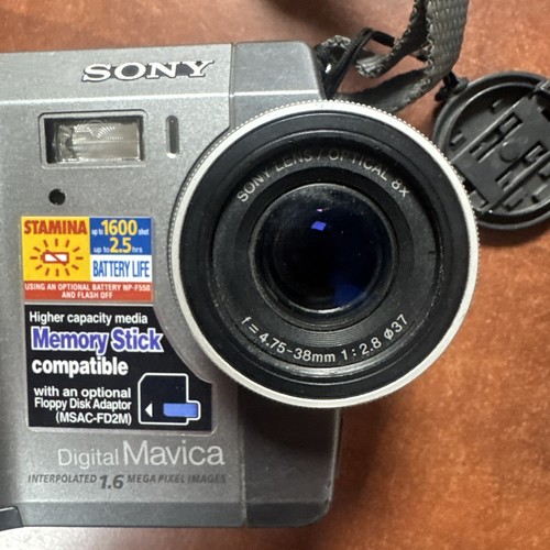 Sony MVC-FD90 Digital Mavica Still Camera Movie With Battery & newCharger WORKS - Picture 4 of 9