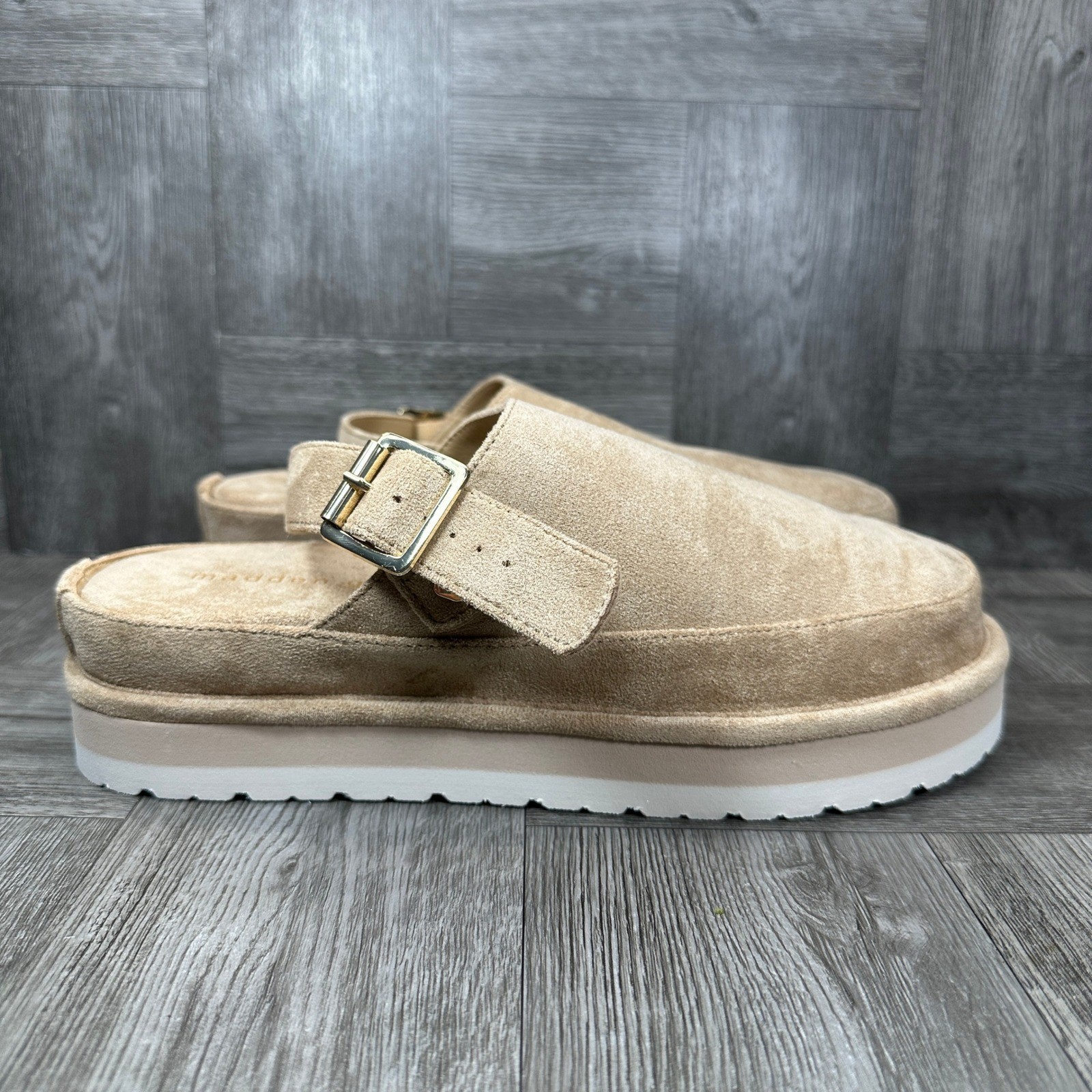 Madden Girl Grahamm Clog Womens 10 Tan Platform Buckle Faux Suede NEW