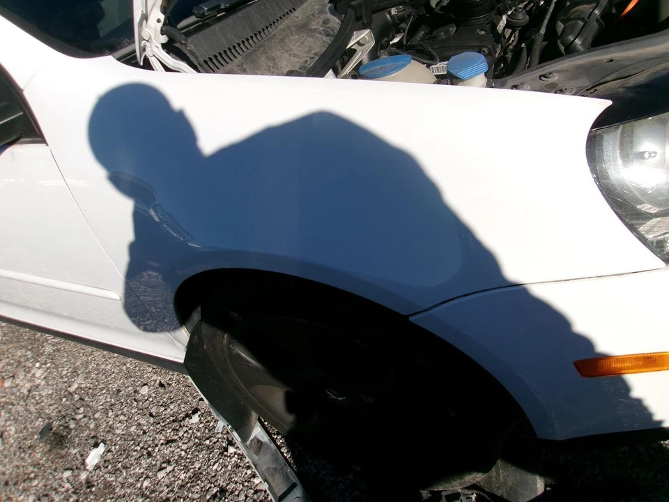 Used Front Right Fender fits: 2008 Volkswagen Golf gti Front Right Grade A - Image 3 of 4