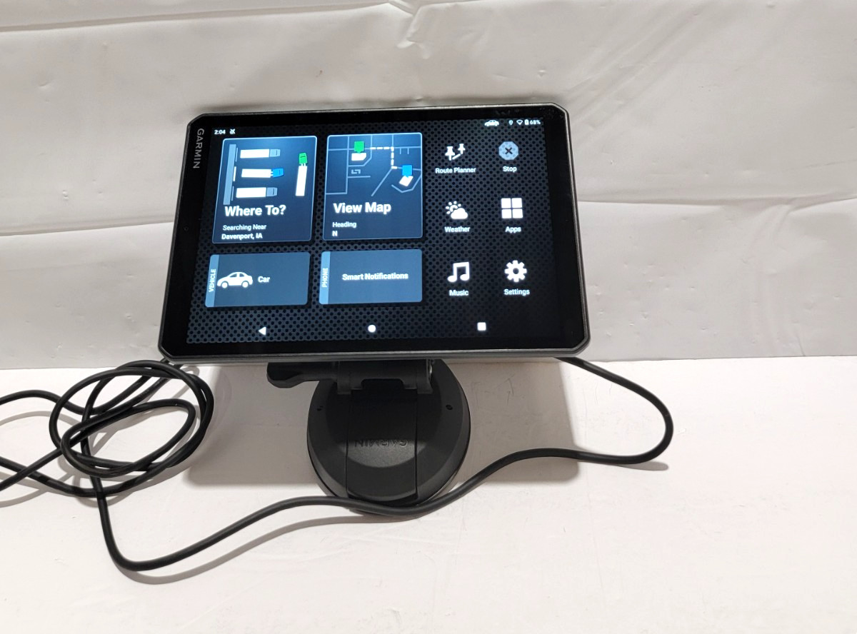 Garmin dezl OTR810 GPS Trucking Truck Navigator 8" Inch Display