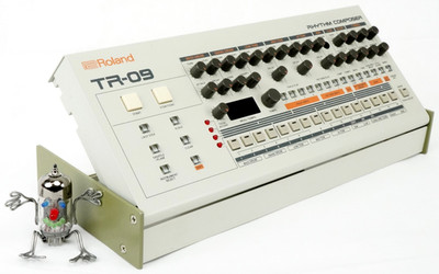 Roland TR-09 Boutique Rhythm Composer Synthesizer + Top Zustand + Garantie