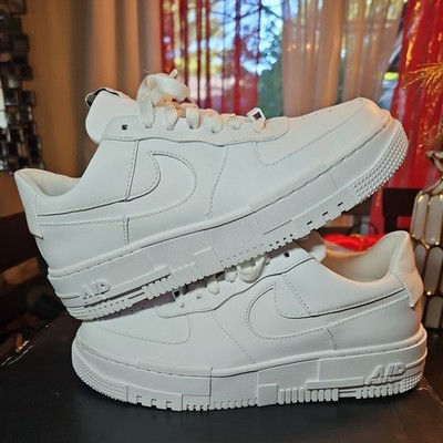 Women s AF1 Pixel White Size 9 CK6649-100 With Box VNDS
