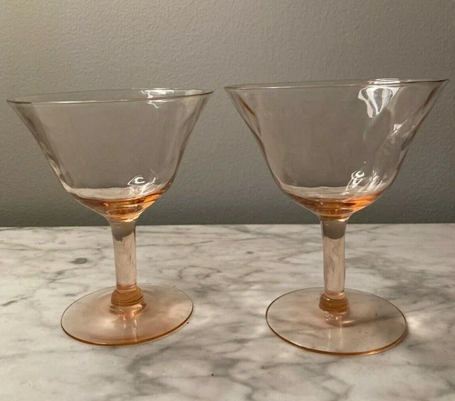 2 Pink Depression Wine Water Drinking Glass Diamond Pattern 4 3/8"H x 3 5/8"W 