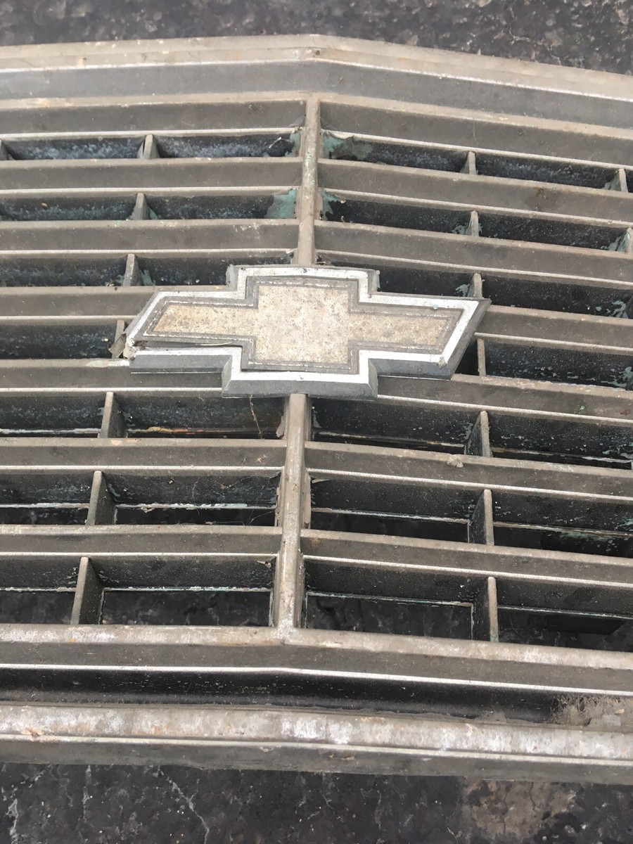 GM Chevy Pontiac Chevrolet Pickup Truck Van Car Grill 474757