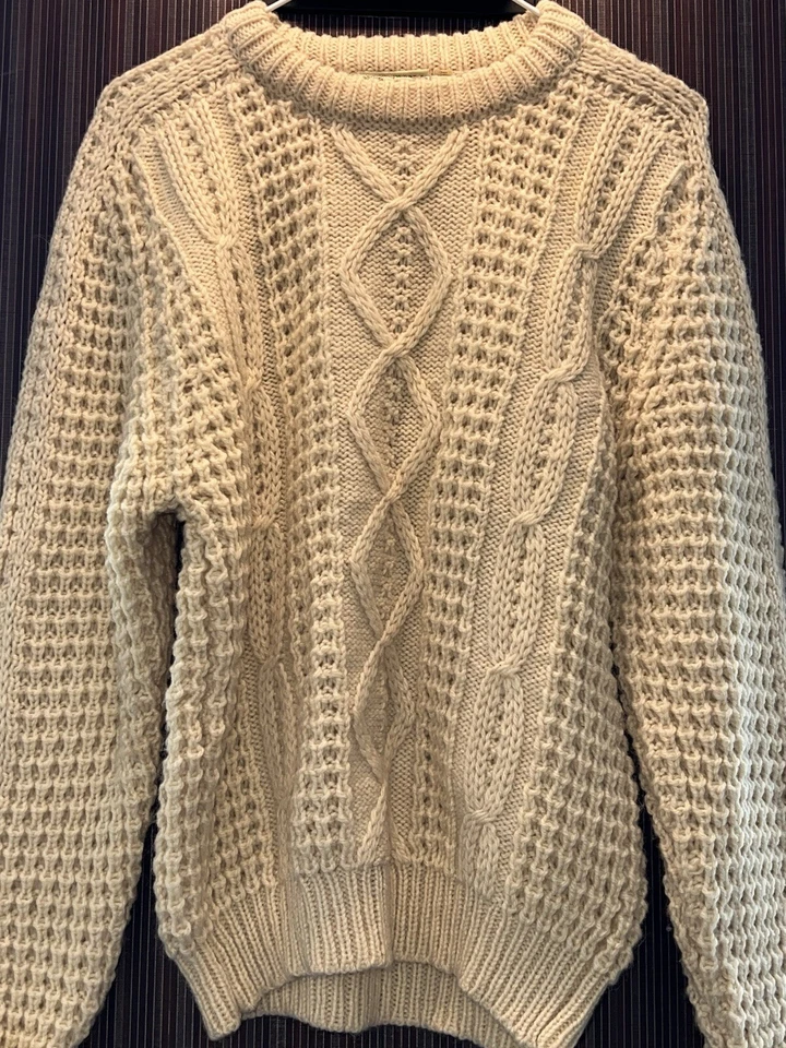 Suéter tejido con cable de pescador telar a mano de lana Gaeltarra Irlanda 36" marfil DE COLECCIÓN Foto 4 de 4