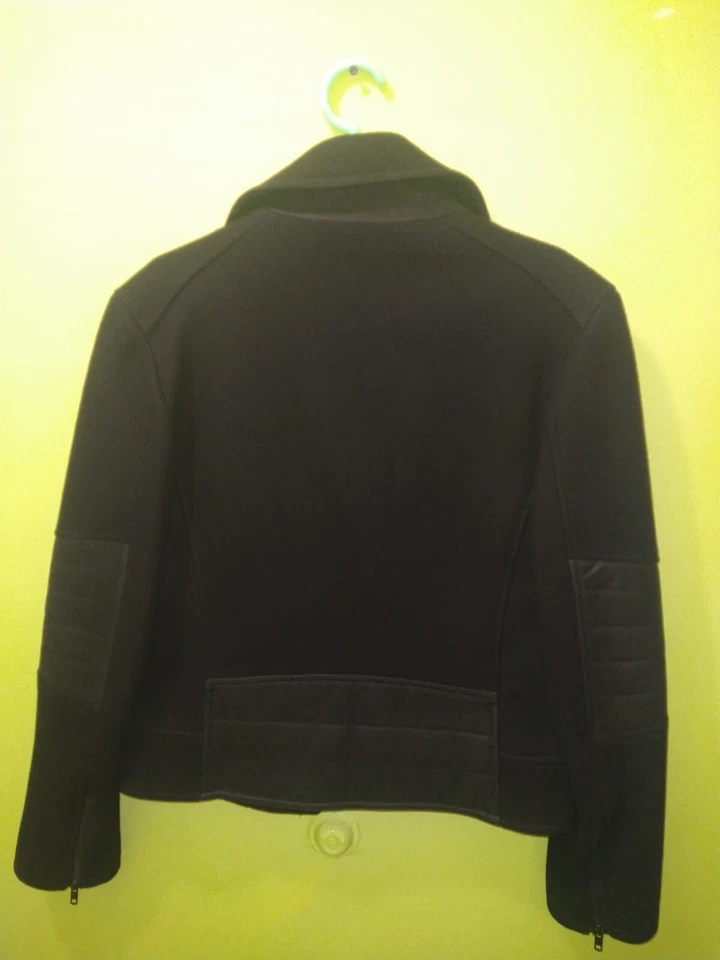 Chaqueta de lana negra Zio Songzio mediana para dama Foto 3 de 4