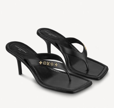J*y様 LOUIS VUITTON ブラック ミュール LOUIS VUITTON Lambskin Embossed Monogram Jumbo Flatform Mule