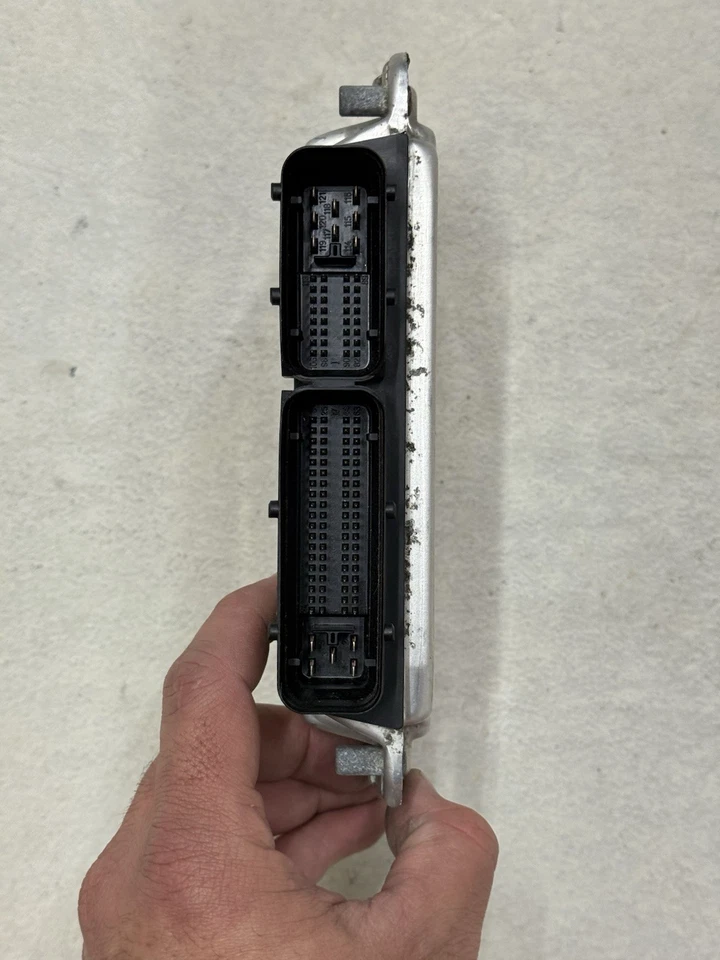 Volkswagen Jetta 2002 1,8T motor ordenador ECM ECU PCM 06A906032HF programado Foto 4 de 4