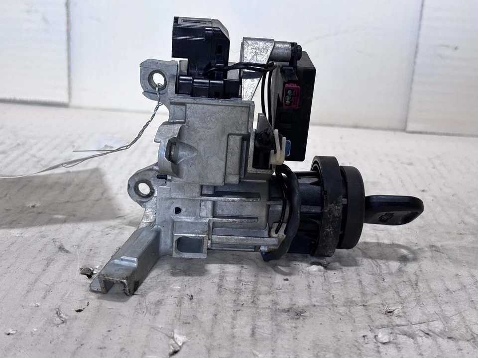 2007-2015 CHEVY SILVERADO 1500 Ignition Switch w/key Foto 4 de 4