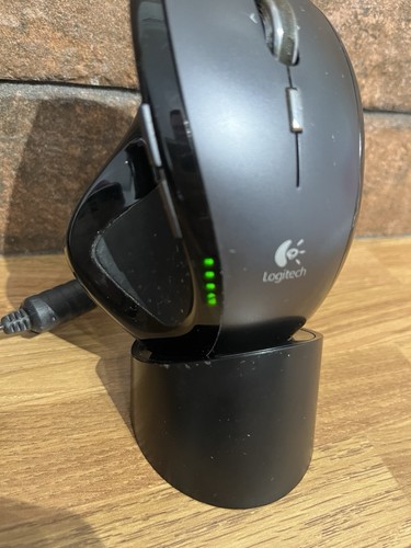 Logitech MX Revolution Bluetooth Wireless Laser Mouse - Picture 3 of 6