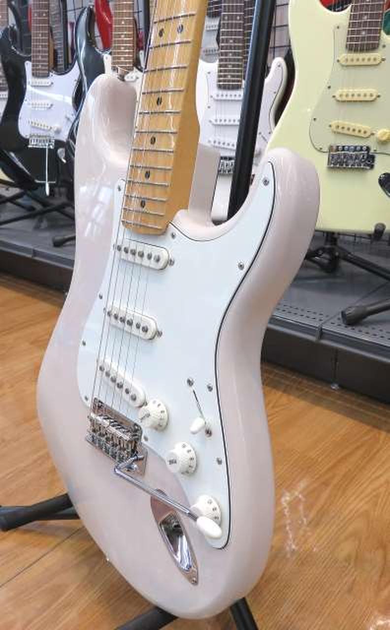 Chitarra elettrica tipo FENDER Hybrid II Stratocaster foto 2