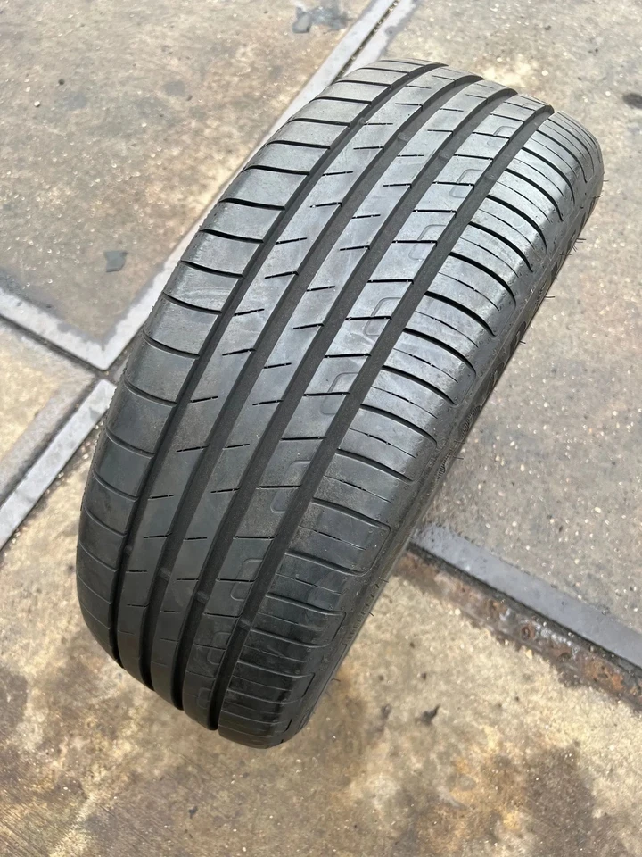 Sommerreifen 205/55 R17 91W Goodyear EfficientGrip Performance RSC * DOT15 >7mm - Bild 2 von 3