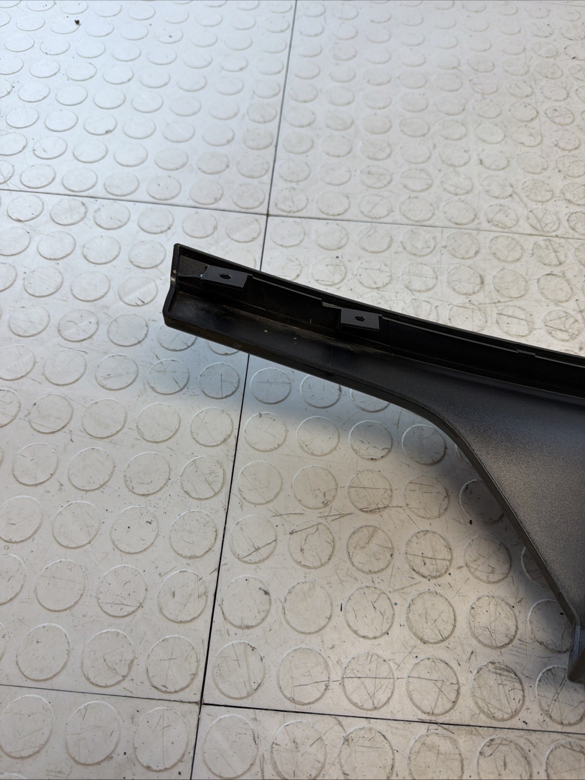 2017-2023 Audi R8 Coupe Rear Upper Bumper Cover OEM Panel Logo 4S8807649D DAMAGE