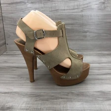Bakers Sandal Heels Women's 8 Tan Suede Open Toe Buckle Strap Shoes