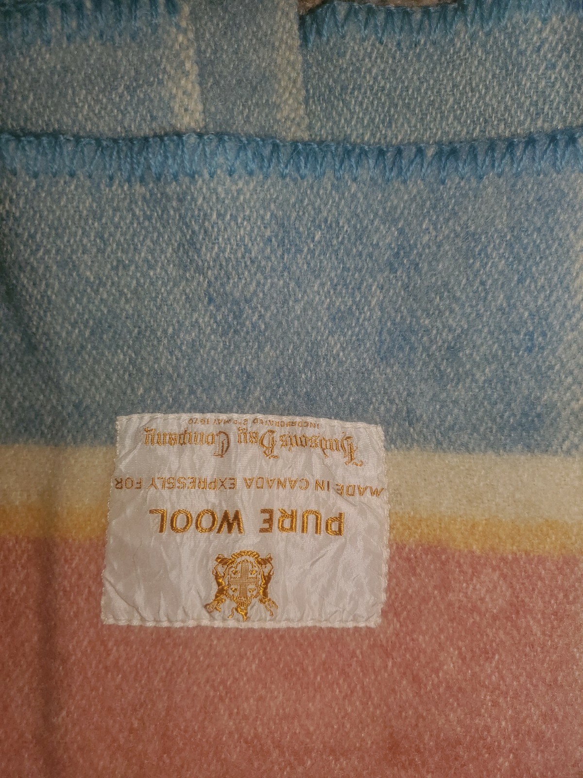 Vintage Hudson Bay Wool Blanket Twin size. Gem