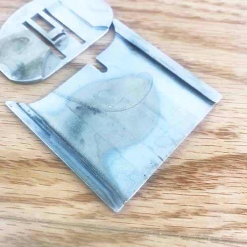 Singer Sewing Machine 500 500A 503A 503 NEEDLE SLIDE PLATE SET ROCKETEER Part - Picture 4 of 8