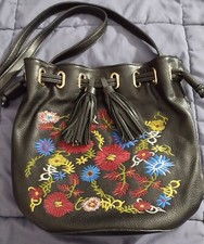 STEVE MADDEN SHOULDER BAG CROSSBODY, BLK FLORAL EMBROIDERED HANDBAG....Pre Owned