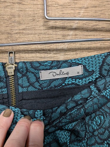 Liebling Wmns Gr. M Bleistiftrock grün schwarz Spitze gold Reißverschluss Taschen gefüttert - Bild 2 von 9