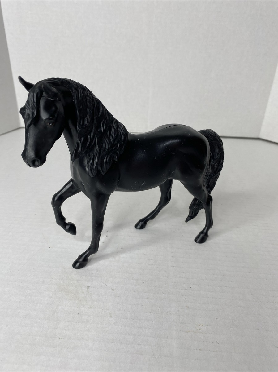 Breyer Horse 1394 Black Stallion 馬 フィギュア Breyer Horse 1394 Black Stallion 馬 フィギュア - メルカリ