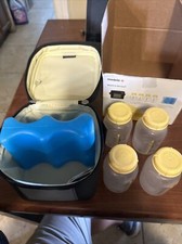 Medela  Breastmilk Cooler Set - BAG, 4 BOTTLES, ICE PACK