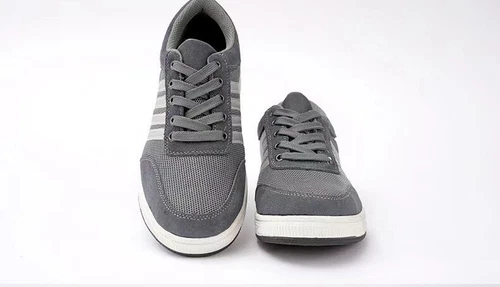 NUOVE SCARPE ANTINFORTUNISTICHE SCARPE DA GINNASTICA PUNTA IN ACCIAIO STIVALI DA LAVORO LEGGERI SCARPE UOMO DONNA - Foto 8 di 32