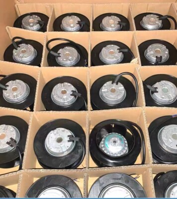 1PCS for  ROR ebmpapst R2E133-BH66-26 fan 230V