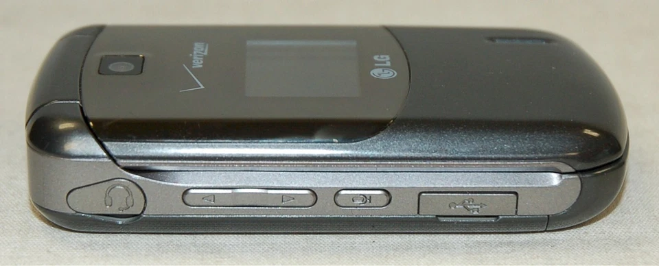 LG VX5600 Accolade GRAY Verizon Flip Cell Phone 2G Grade B Easy to use Vintage - Image 3 of 3