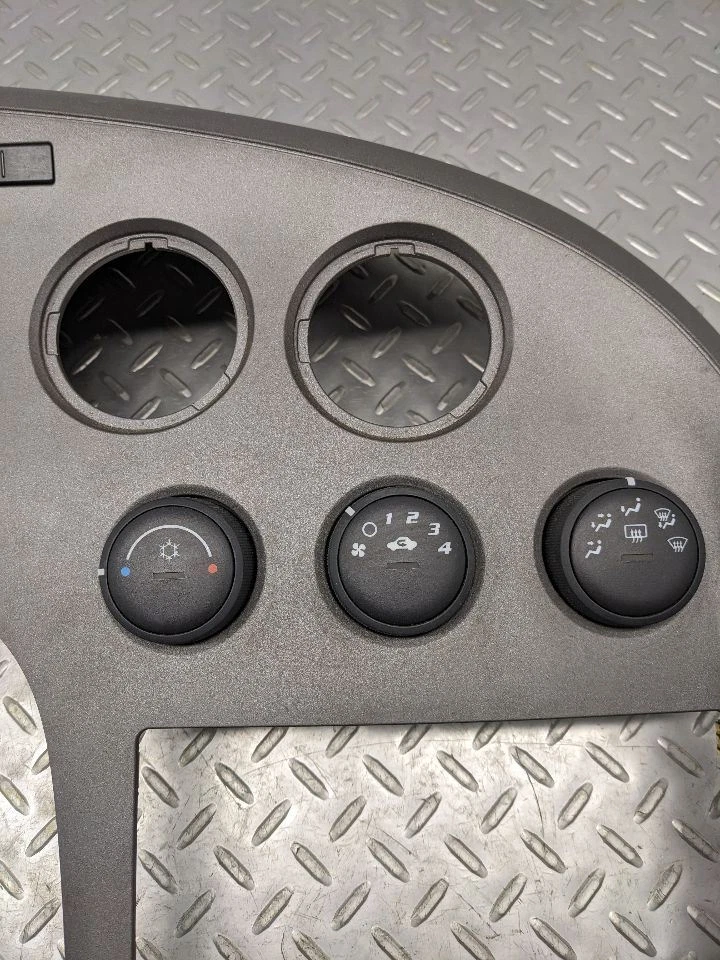 2006-2010 Pontiac Solstice Dash velocímetro console moldura acabamento OEM# 152621147672 - Imagem 4 de 4