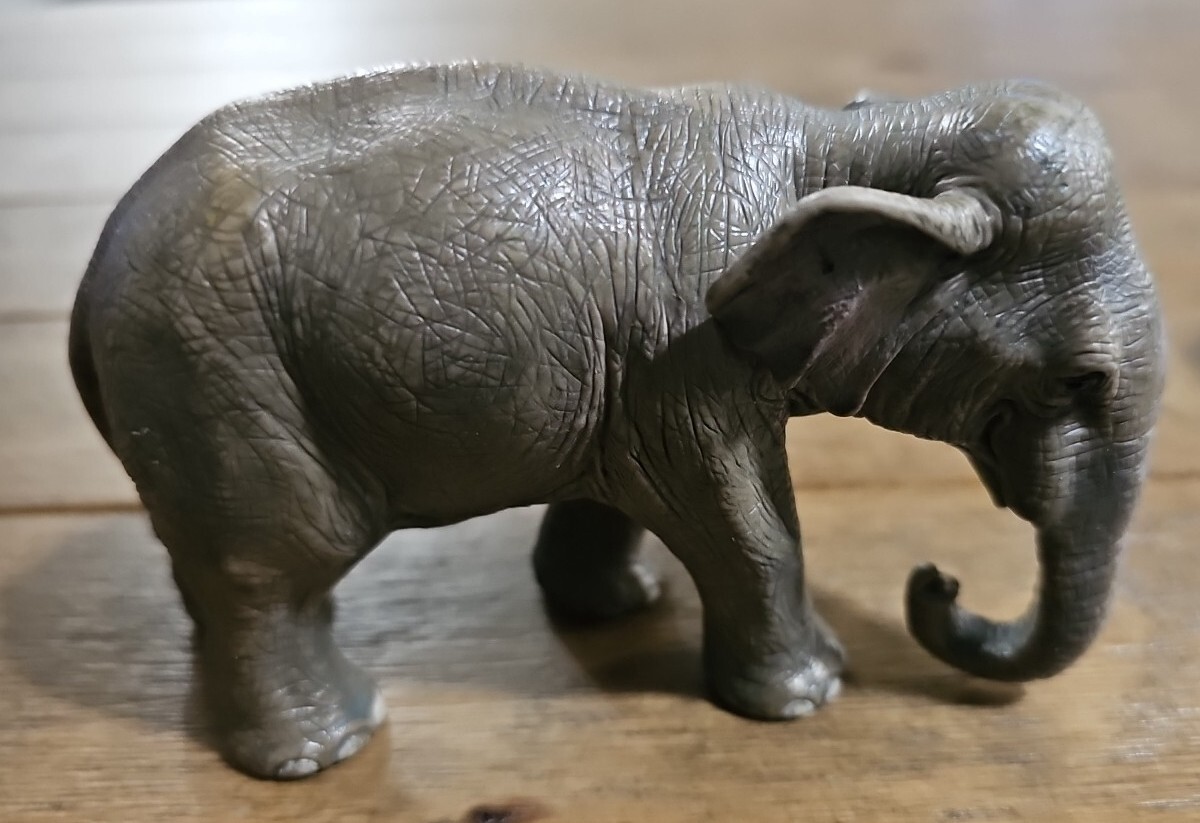 Schleich Asian Elephant Female Animal Figure Educational 5” Toy