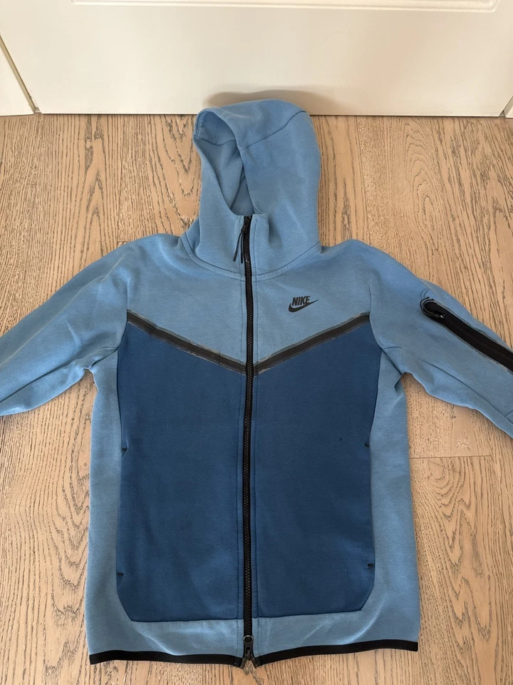 Nike Tech Fleece Windrunner, foto 1 di 5