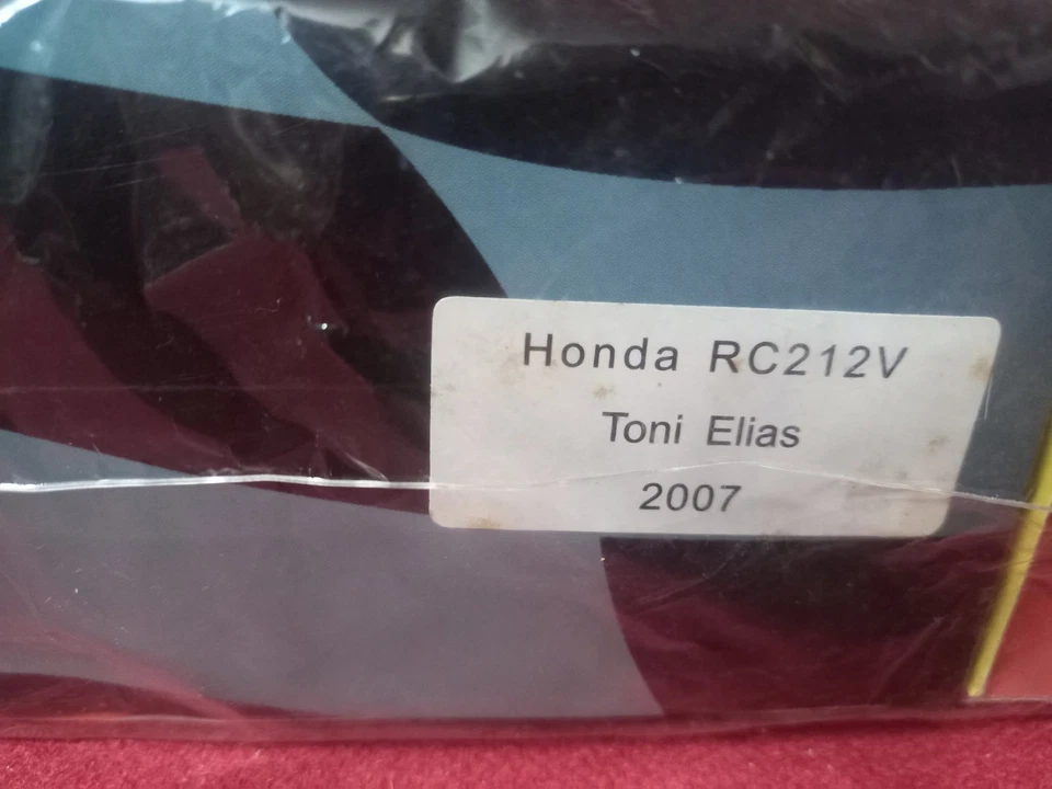 MOTO DA CORSA ALTAYA SCALA 1/12 TONI ELIAS HONDA RC 212 V  NUM: 33 2007 - Immagine 3 di 4