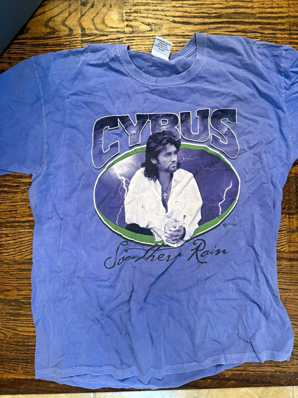 1990’ s vintage Billy Ray Cyrus Southern Rain Purple Graphic Tee XL Preshrunk