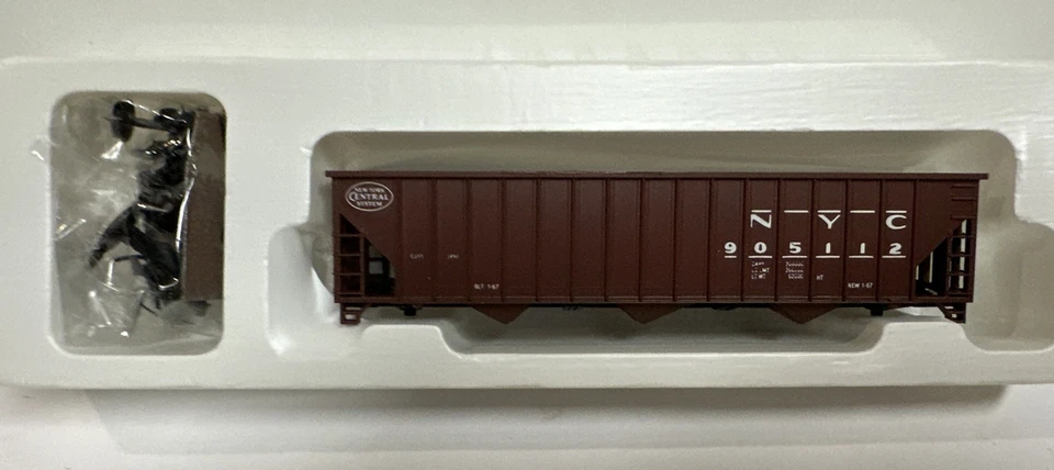 Con-Cor HO Scale NYC New York Central 12 Panel 100 Ton Hopper Car Kit #905112 - Image 3 of 4