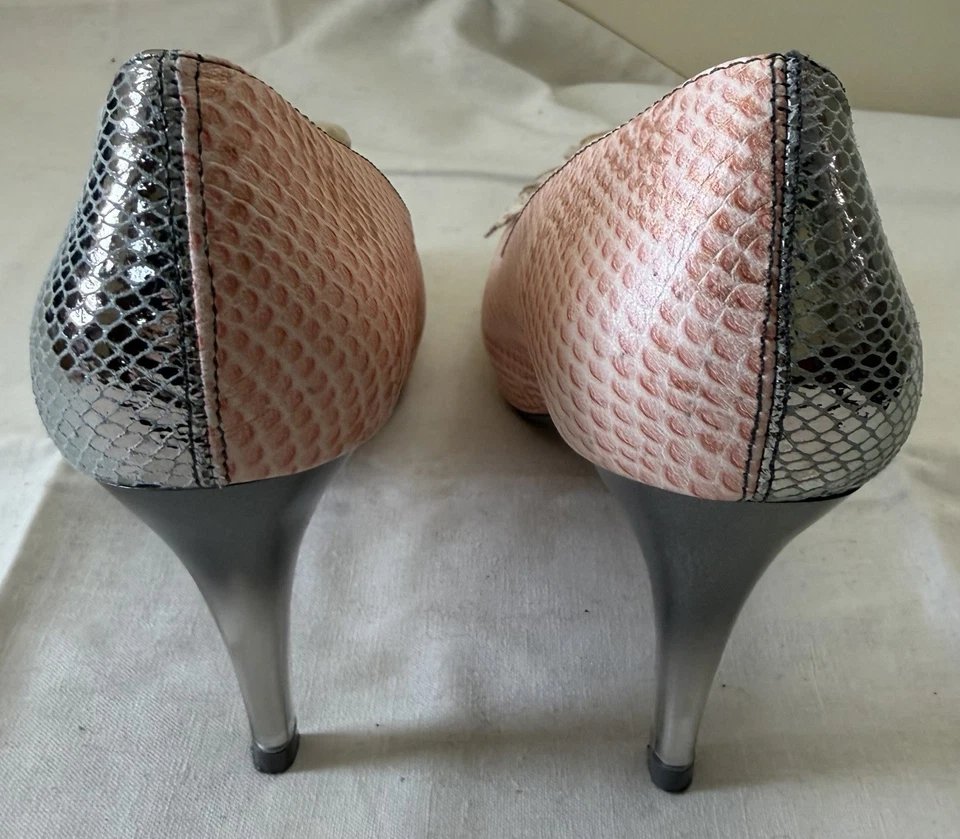 POETIC LICENCE "Faithfully Yours" Snakeskin Stilettos Peep-Toe Heels 38.5 Artsy - Image 4 of 4