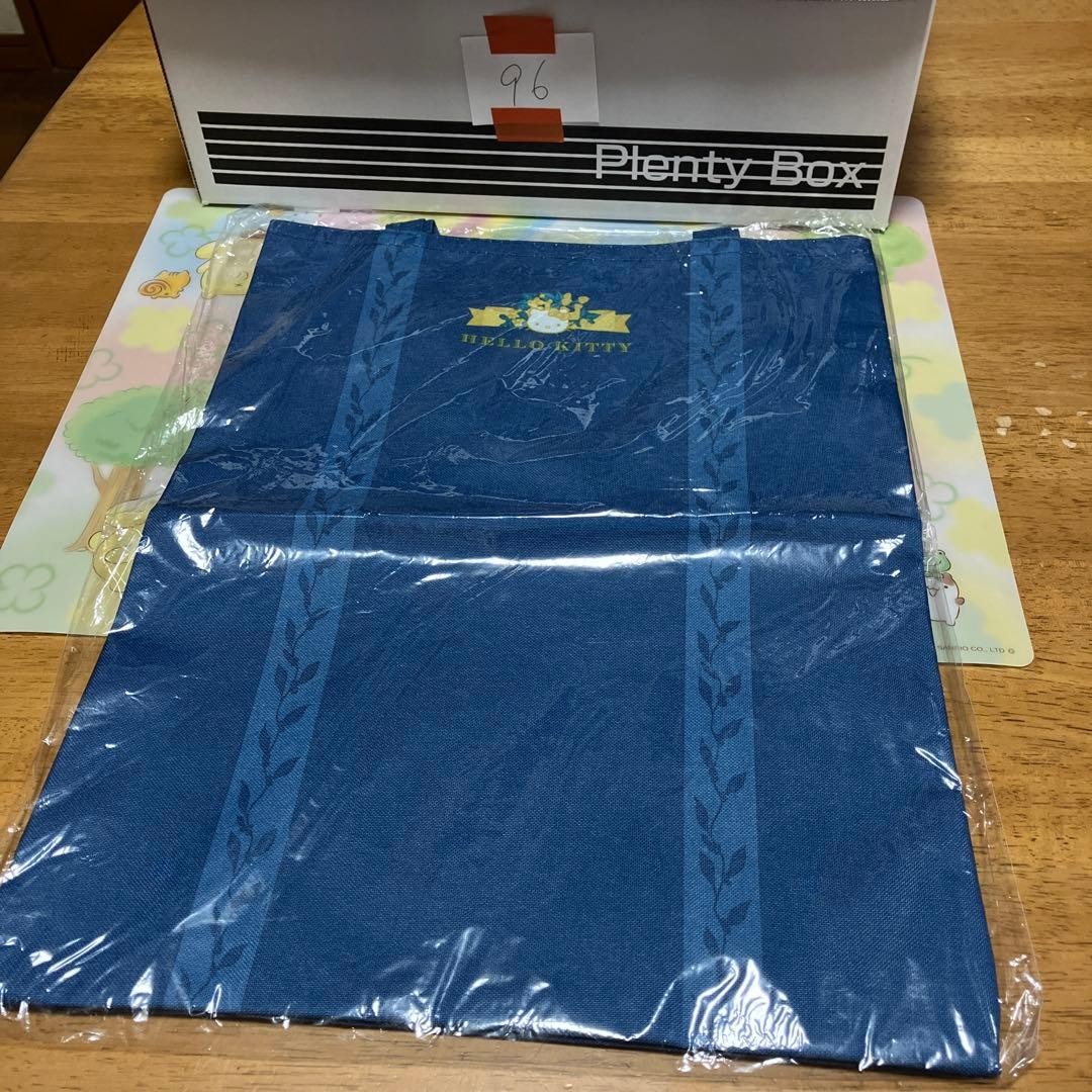 Sanrio Hello Kitty Duskin Tote Bag