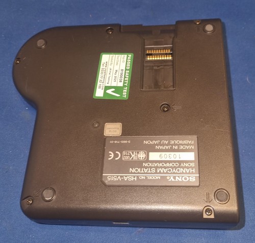 Sony CCD-TR3000E Hi8 Handycam & HANDYCAM STATION HSA-V515 With Remote Control - Picture 19 of 23