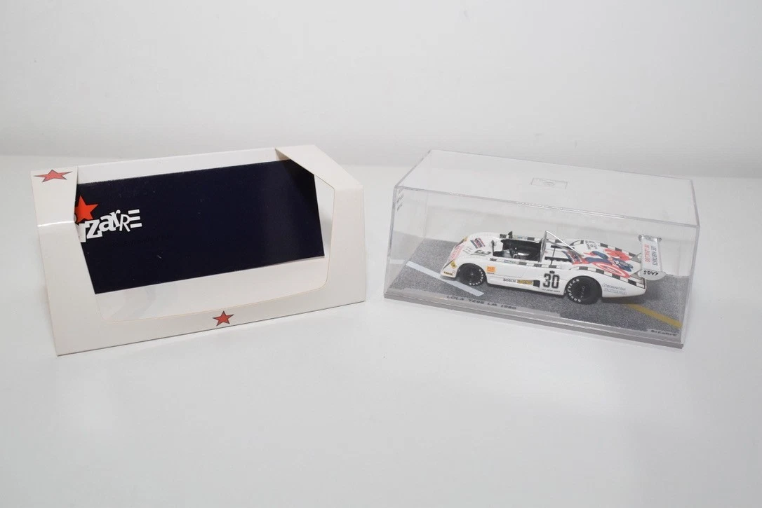 Miniature Voiture Bizarre Spark Lola Ford T296 N°25, 24h Du Mans 1978 (1/43ème)