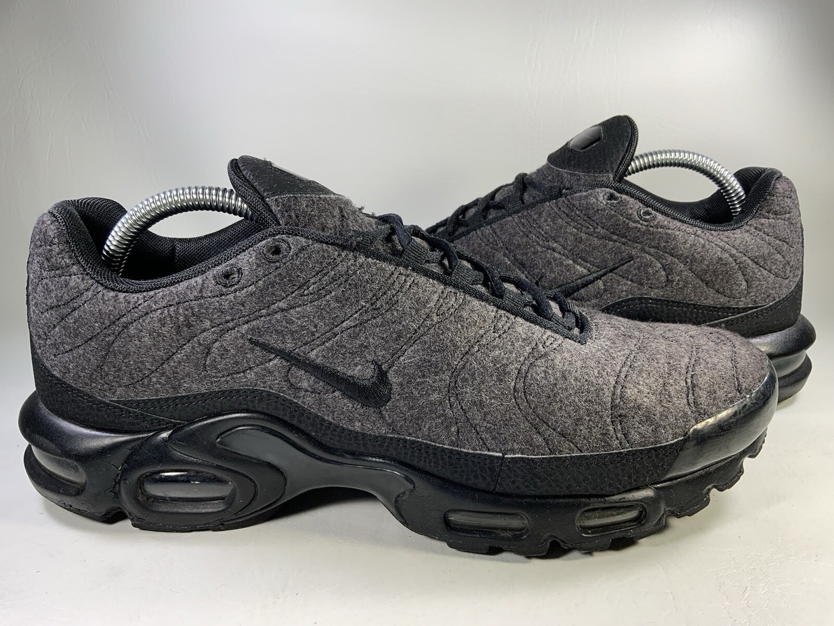 nike air max plus quilted