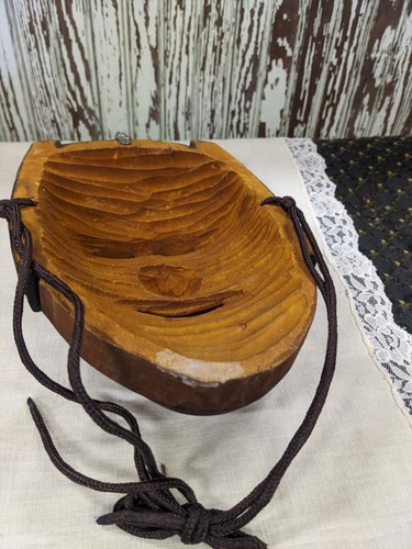 Hand carved and painted. From Korea. - Picture 3 of 8