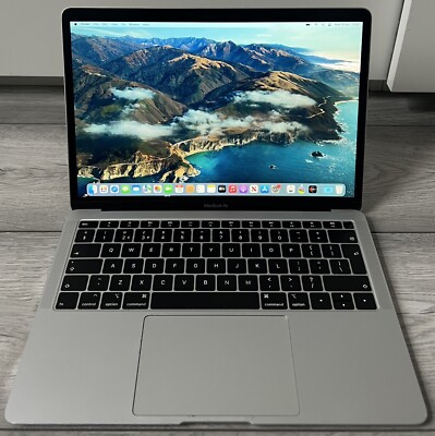 日本のオンラインショップ MacBookAir 2018 シルバー 128GB 【公式通販】